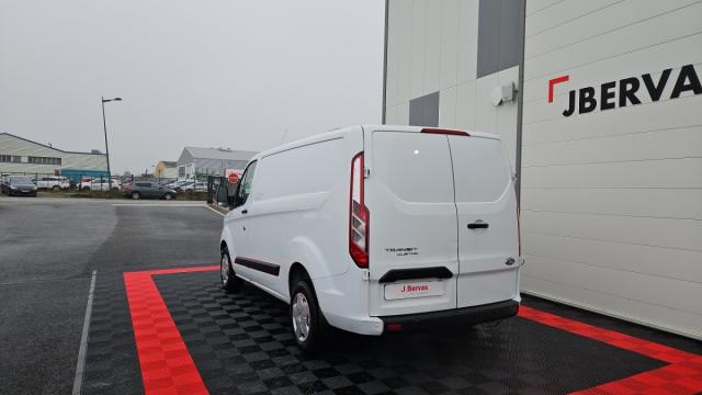 Ford Transit Custom image 6