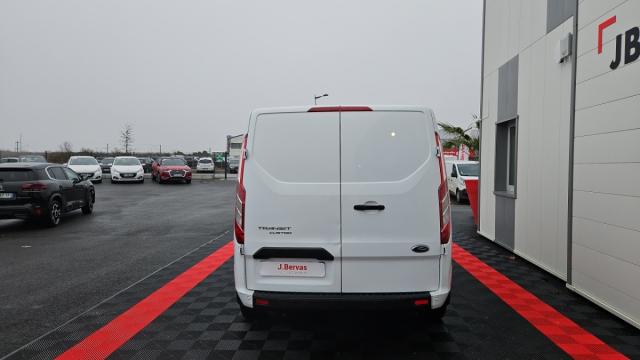 Ford Transit Custom image 9