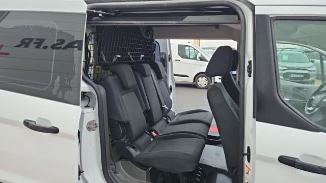 Ford Transit Connect image 8
