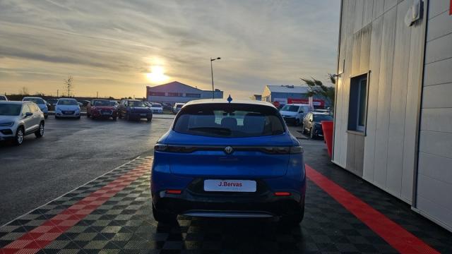 Alfa Romeo Tonale image 2