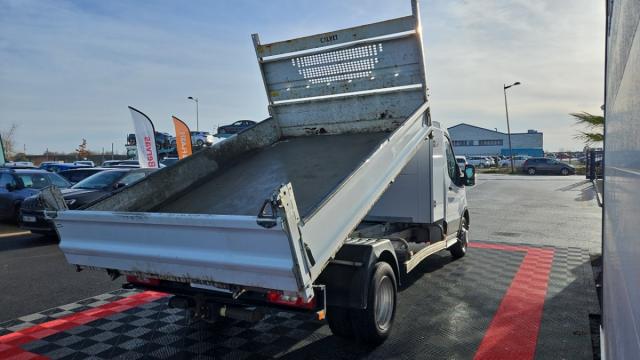 Ford Transit image 9