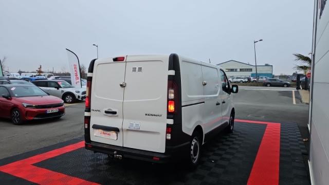 Renault Trafic image 4