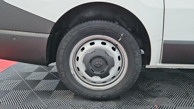 Renault Trafic image 8