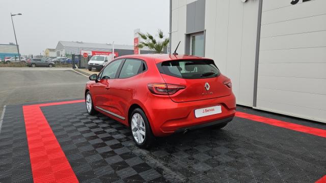 Renault Clio image 2