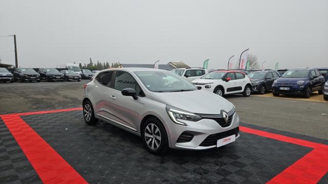 Renault Clio image 2