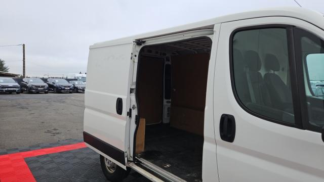 Peugeot Boxer image 3