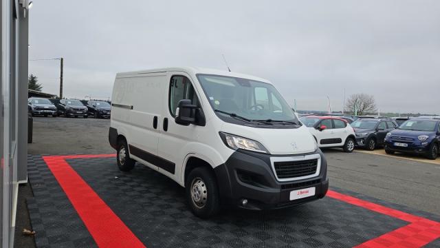 Peugeot Boxer image 1