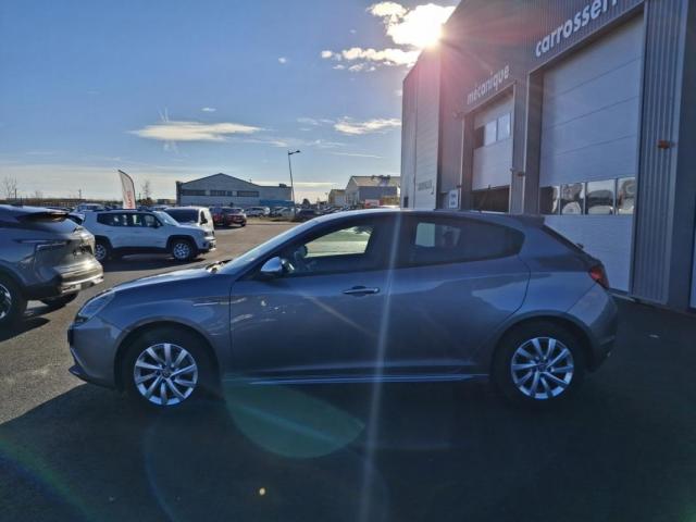 Alfa Romeo Giulietta image 3