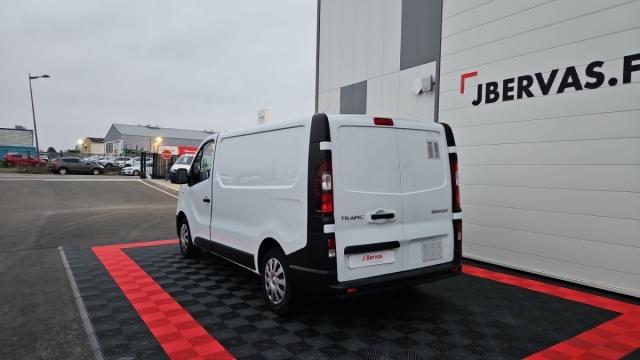 Renault Trafic image 8
