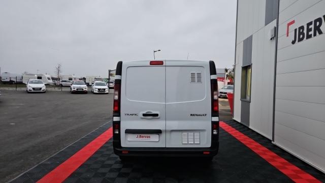 Renault Trafic image 1