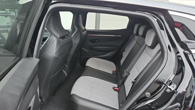 Renault Mégane E-Tech image 6