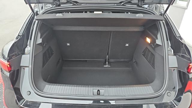 Renault Mégane E-Tech image 2