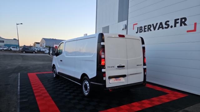 Renault Trafic image 2