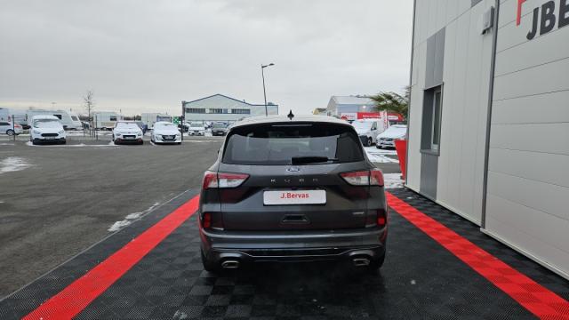 Ford Kuga image 1