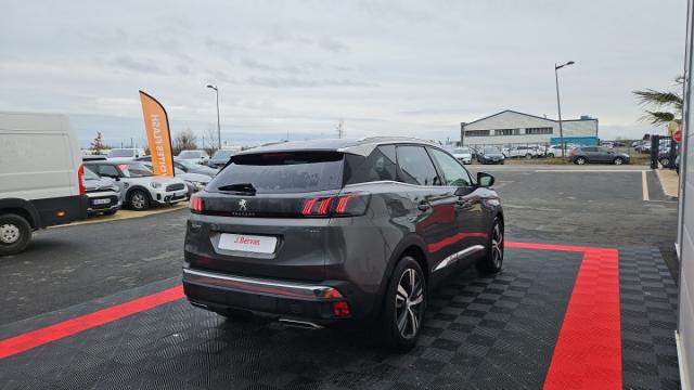 Peugeot 3008 image 2