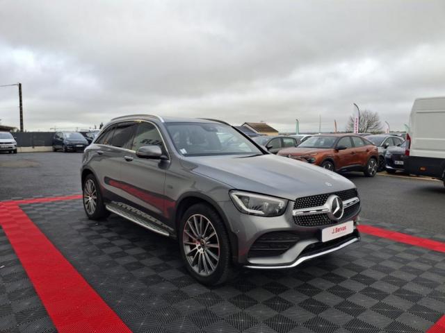 Mercedes Benz Glc image 2