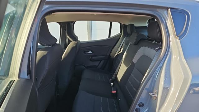 Dacia Sandero image 8