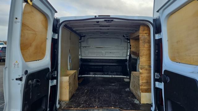 Renault Trafic image 9