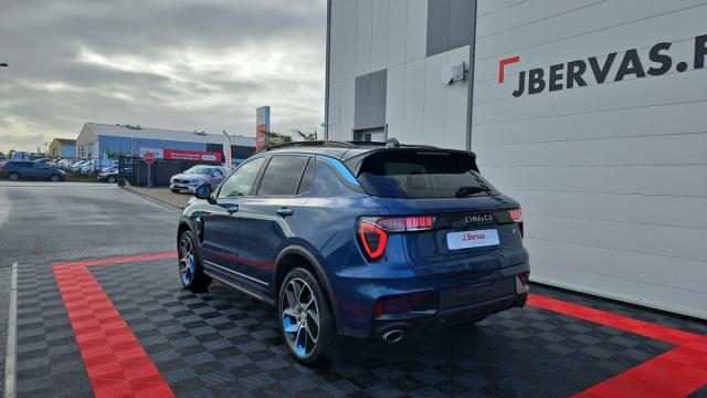 Lynk & Co 01 image 6