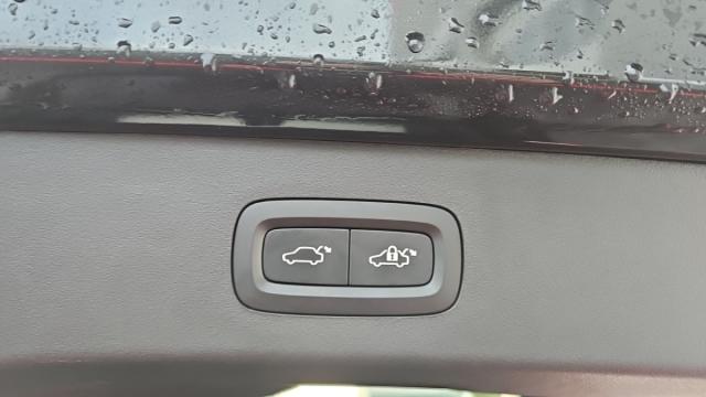 Lynk & Co 01 image 5