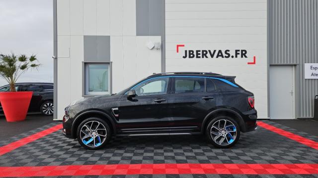 Lynk & Co 01 image 6