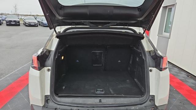 Peugeot 3008 image 3