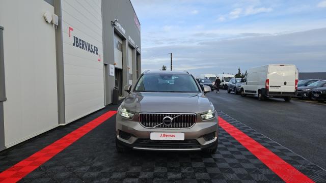 Volvo Xc40 image 2