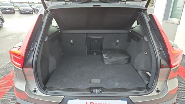 Volvo Xc40 image 9