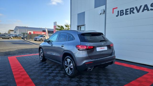 Mercedes Benz Gla image 7