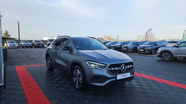 Mercedes Benz Gla image 3