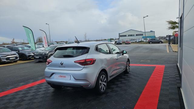 Renault Clio image 2