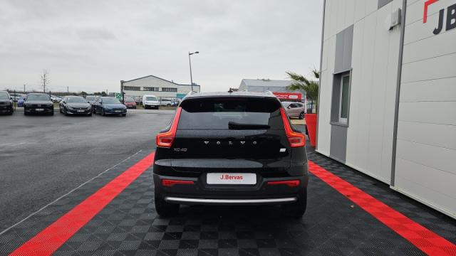 Volvo Xc40 image 2