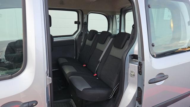 Renault Kangoo image 1