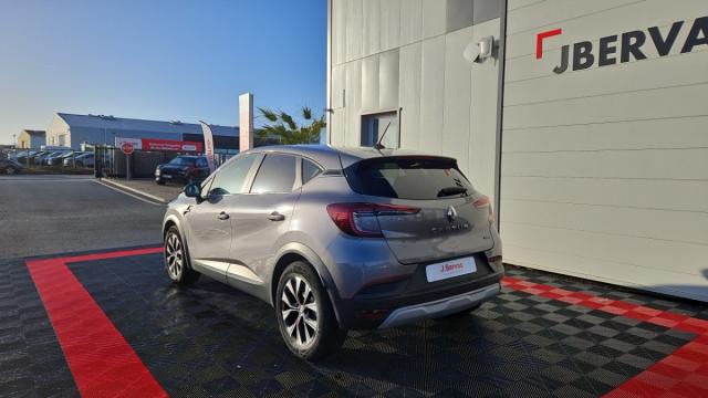 Renault Captur image 2