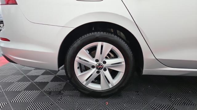 Volkswagen Golf Sw image 5