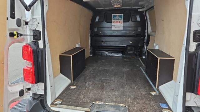 Peugeot Expert image 1