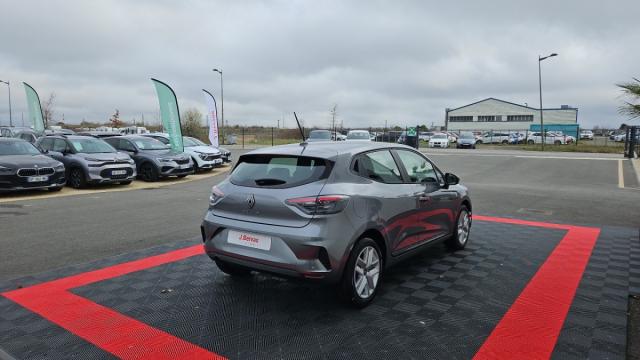 Renault Clio image 8