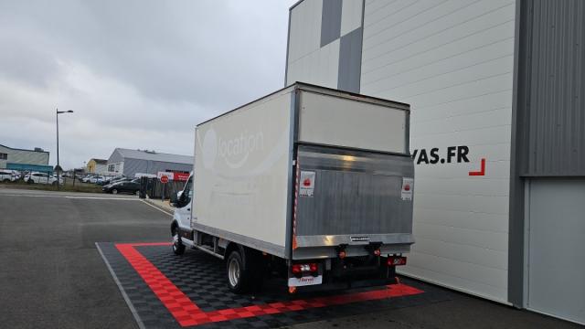 Ford Transit image 5