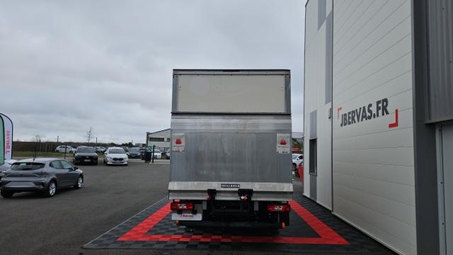 Ford Transit image 3