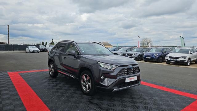 Toyota Rav4 image 8