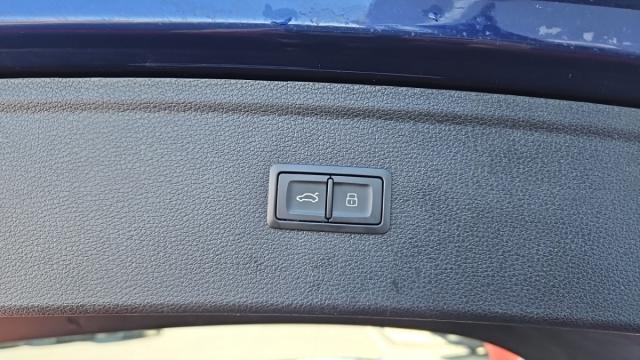 Audi Q5 image 9