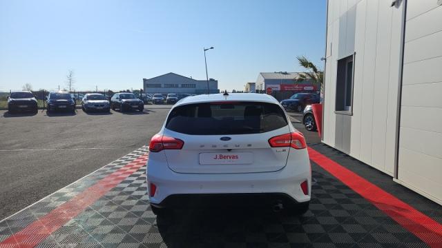 Ford Focus image 8