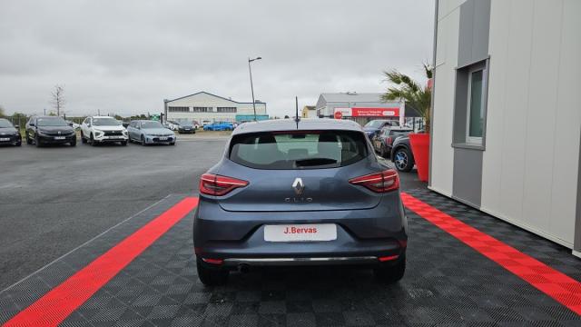 Renault Clio image 9