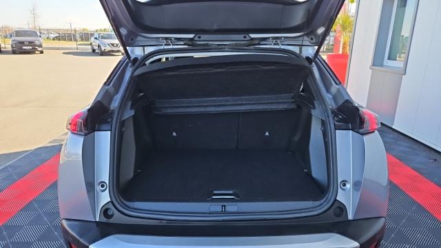 Peugeot 2008 image 1