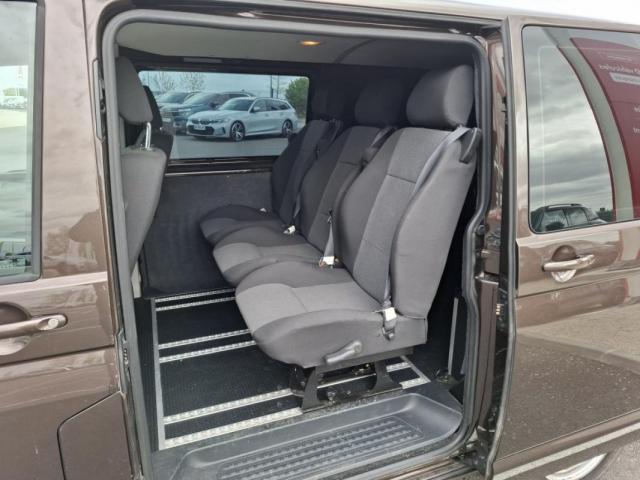 Volkswagen Transporter image 2