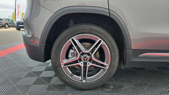 Mercedes Benz Gla image 2