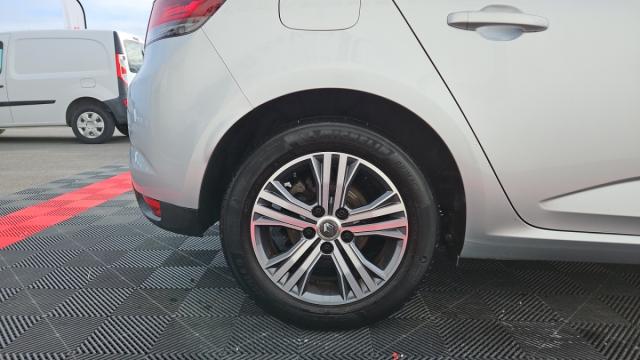 Renault Mégane image 3