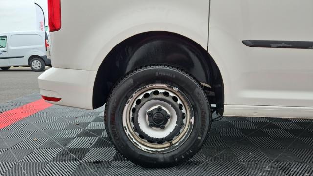 Volkswagen Caddy Van image 4