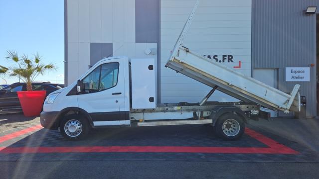 Ford Transit image 2
