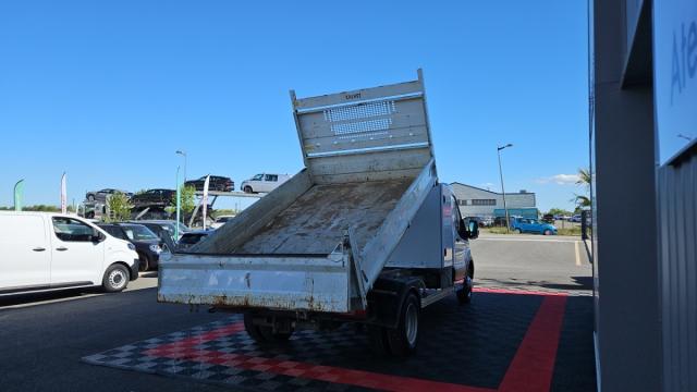 Ford Transit image 9